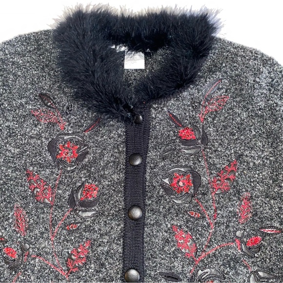 Witchy Core Wool Blend Button Cardigan Faux Fur Neckline VTG Size M - Picture 13 of 16